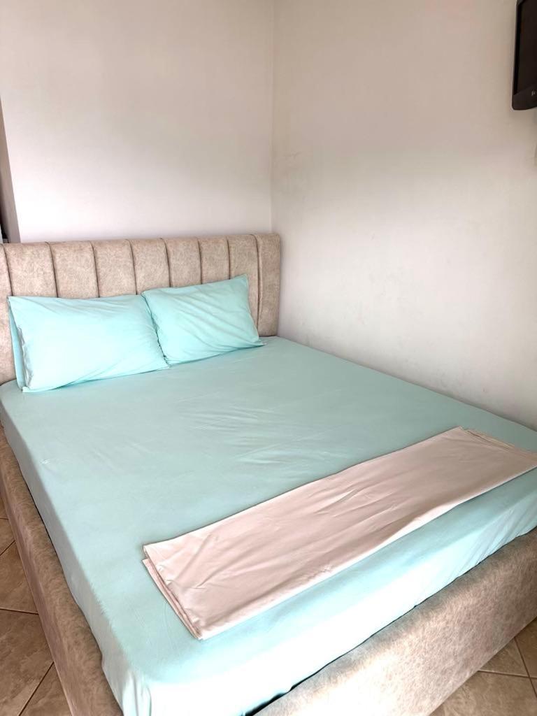 Rooms With View Χειμάρρα Δωμάτιο φωτογραφία